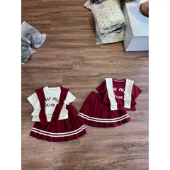 Váy bé gái, set 3ct: áo cotton M.IU, chân váy xếp ly và cổ thuyền cho bé 10-35kg