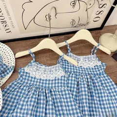 Váy bé gái, sét vầy 2 dây caro xanh dương tặng kèm mũ vành rộng cho bé 10-30kg