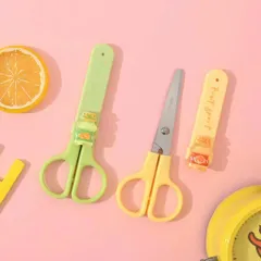 Kéo Học Sinh An Toàn Có Nắp Đậy Hình Chai Nước Cute Đầu Bọc Bo Tròn Cắt Giấy Thủ Công Dễ Thương Cho Bé
