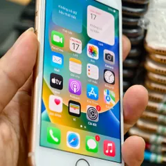 Iphone 8 64gb zin, hình thức khá, tặng sạc cáp 20w ngon, note màu khi mua (P133946)