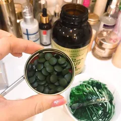 Tảo xoắn tem đỏ Deep Ocean Japan Algae Water Spirulina Nhật Bản 2200 viên