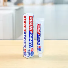 Kem đánh răng White & White Lion 150g Nhật Bản