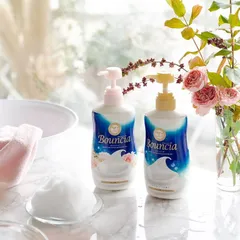 Sữa tắm siêu tạo bọt Cow Bouncia Nhật Bản chiết xuất từ sữa bò giúp dưỡng ẩm, trắng da