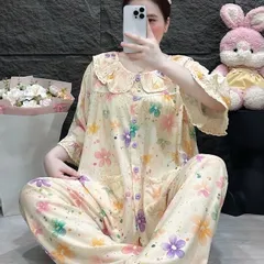 Đồ ngủ cổ sen tay lửng tầng