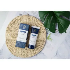 Sữa Rửa Mặt Ngừa Mụn, Dưỡng Trắng Chuyên Biệt Cho Da Dầu C-Renew - Giúp Giảm Mụn Và Cải Thiện Làn Da