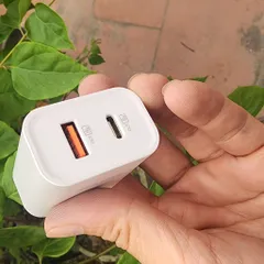 Củ sạc Romoss 30W 2 cổng sạc siêu nhanh cho Samsung (P123370)