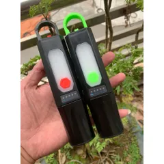 Đèn pin Ly-31 , zoom xa toả , có đèn led cob trên thân , sạc tyce C và có cả sạc năng lượng mặt trời , kèm tản sáng .