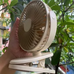 Quạt kẹp để bàn F35B , có pin tích điện, siêu êm ái , động cơ không chổi than cực bền , kẹp xe nôi , để bàn làm việc