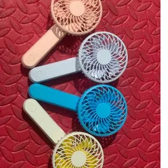 Quạt cầm tay mini M6 , xinh xắn dễ thương giành cho các bé , công suất 2,5w , pin 14500 tháo rời , mát và êm ái cho bé .