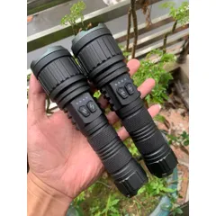 Đèn pin zoom X11 pro , gồm 2 led : 4000k và 6500k led kép , siêu sáng , khi zoom có thể bật 2 tia sáng cùng lúc