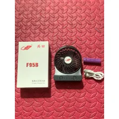 Quạt để bàn Gongtian F95B mini cao cấp , mát lạnh , gió toả rộng , động cơ không chổi than, pin 18650 tháo rời tiện lợi