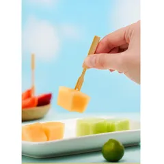 Dĩa gỗ ăn trái cây Nhật Bản tiệt trùng, bảo vệ môi trường hộp 200 cái