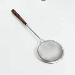 Vợt hớt bọt, cặn dầu Uyiku inox 304 cán gỗ sồi cao cấp