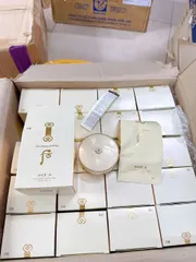 Set Phấn Nước Chống Nắng Cấp Ẩm Whoo Radiant White Moisture Cushion Foundation SPF50+/PA+++