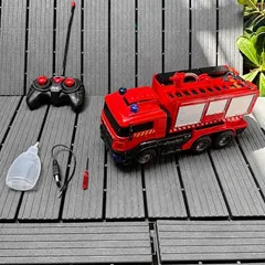 Xe cứu hoả điều khiển biến hình robot , xoay 360 có phun nước , đèn nhạc ,pin sạc,nhựa abs