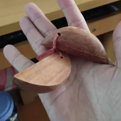 quẻ gỗ xin keo có hoả tốc