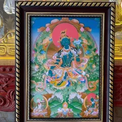 Tranh Tara Đỏ - có khung ( KT 19*25cm,28*38cm,38*48cm) cực đẹp