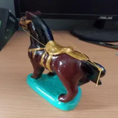 ngựa đất nâu ( đất num ) có hoả tốc