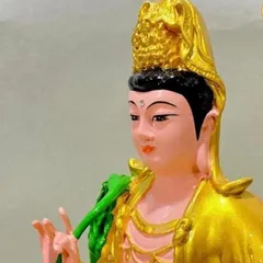 Tượng Quan Âm Màu Vàng Liễu Xanh Ngồi 30cm cực đẹp