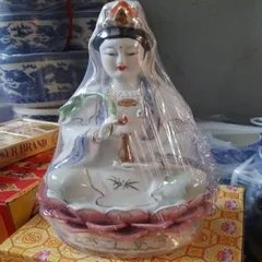 Quan âm bồ tát trắng có hoả tốc