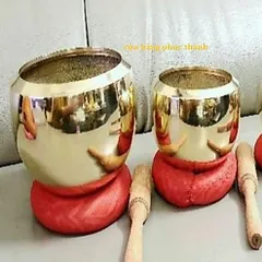 gõ chuông tụng kinh có hoả tốc