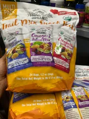 Hạt tông hơp và trái cây sấy hưu cơ Natures Garden Organic Trail Mĩ Snack packs 816g