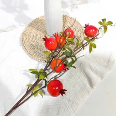 Cành lựu trang trí tết