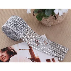 Dây nhựa giả đá pha lê lấp lánh trang trí 1 mét