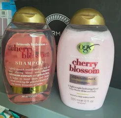 cặp Dầu Gội Cấp Ẩm Chiết Xuất Hoa Anh Đào OGX Heavenly Hydration + Cherry Blossom 385ml*2chai