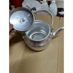 Ấm đun nước bằng nhôm loại 1 lít