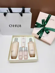 Set dưỡng da ẩm mịn Ohui Miracle Moisture Pink Barrier Special 5 món