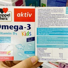 Omega-3 + Vitamin D3 KIDS Doppelherz cho bé dạng thạch nhai hộp 27 viên