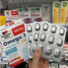 Omega-3 + Vitamin D3 KIDS Doppelherz cho bé dạng thạch nhai hộp 27 viên