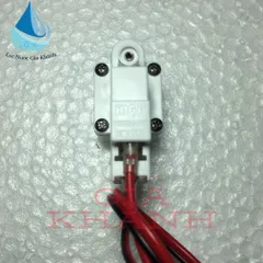 Van áp cao nối nhanh máy lọc nước kèm dây điện.
