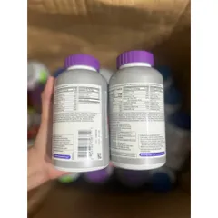Vitamin tổng hợp Centrum Silver 50+  cho nữ của Mỹ chai 275 viên 863656