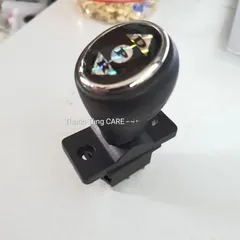 [Nhả là xe dừng] Cần gạt, công tắc tự phục hồi về vị trí giữa [chú ý Thả tay ra là xe dừng]
