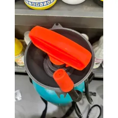 Bình 8 lít-Thiết bị phun bảo vệ cây trồng hoạt động bằng tay, model:DM-02, dung tích 8 lít, nhãn hiệu HQ