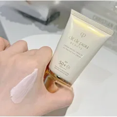 Kem chống nắng C.lé de Pe.au Be UV Protection Cream SPF 50+/PA++++ (50ml)