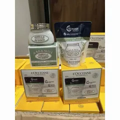 Set 𝟏 hũ 𝟐𝟎𝟎ml + 𝟏 túi refill 𝟐𝟎𝟎ml
