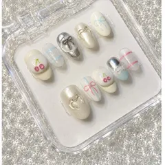 32. Nailbox Cherry Nơ mùa hè