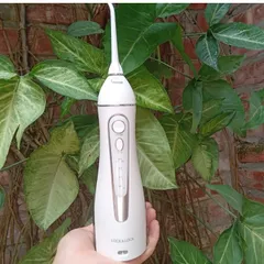 Máy tăm nước không dây có 4 chế độ dùng được răng niềng LocknLock Cordless Oral Irrigator 200ml - Màu xanh - ENR156BLU