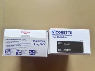 KẸO CAO SU HỖ TRỢ GIẢM CƠN THÈM NICORETTE GUM 4MG HƯƠNG TRÁI CÂY (HỘP 100 VIÊN) – NỘI ĐỊA MỸ