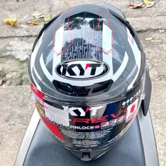 Nón Bảo Hiểm Fullface KYT TT-Revo Tem Speeding Grey Chính Hãng – Form Nhỏ Ôm Đầu, Thiết Kế Thể Thao