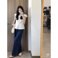 Áo trắng tay phồng cổ nơ – Thanh lịch, nữ tính và dễ phối đồ