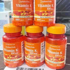 Viên uống Puritan's Pride Vitamin K 100 mcg |100 viên| Kích hoạt quá trình đông máu/Ngăn ngừa vôi hóa mạch máu & Bảo vệ sức khỏe của xương [S/P Chuẩn Mỹ]