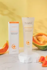 Sữa rửa mặt  Enzyme Cleanser Pharmaform loại sạch lớp trang điểm, bụi bẩn và bã nhờn không khô da 150ml