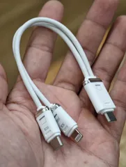 Pin sạc dự phòng 20000mah hãng Romoss kèm cáp tiện lợi, Dung lượng chuẩn, Tiêu chuẩn CCC mang trên máy bay
