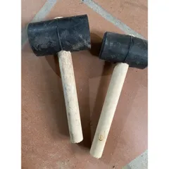 Búa cao su cỡ trung và cỡ đại
