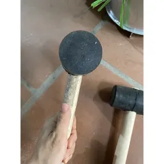 Búa cao su cỡ trung và cỡ đại