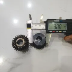 bánh răng góc 90 độ trục phi 8 10 12 15 18 20 chế bộ truyền động vuông góc
